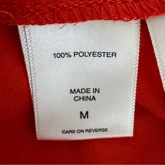 New! New York & Company Red Top With Pink Trim Sz M - Picture 6 of 7